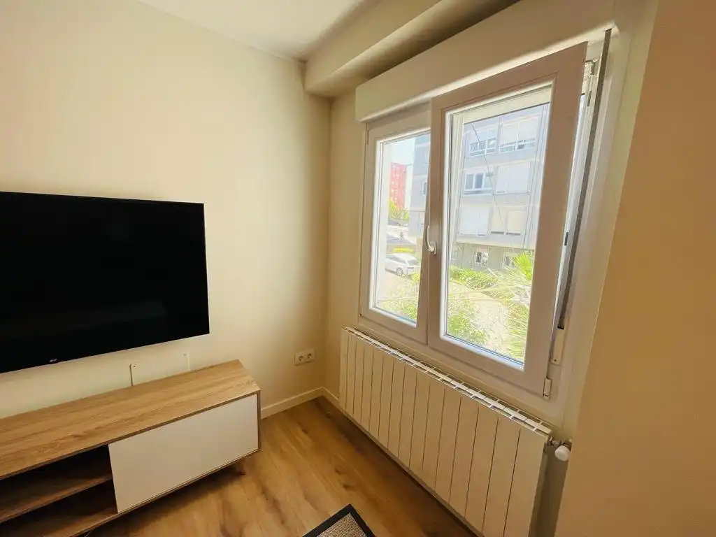 Flat with terrace to rent in Calle TRASMIERA, imagen 28