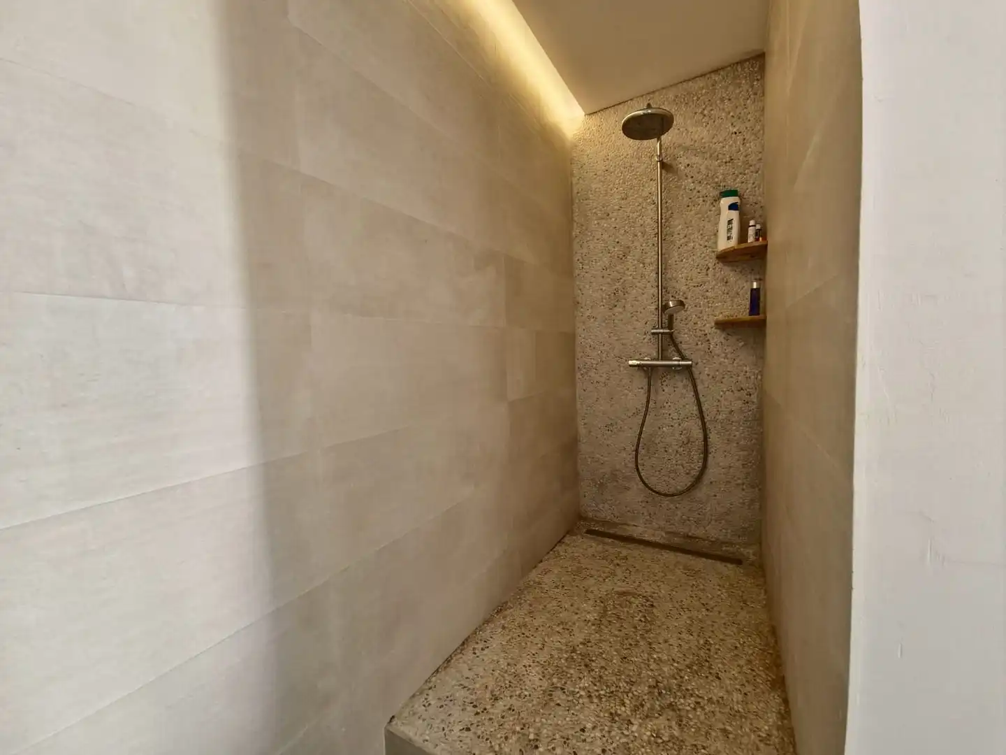 Bany de Casa o xalet en venda en Santa Eulària des Riu amb Aire condicionat, Calefacció i Jardí privat