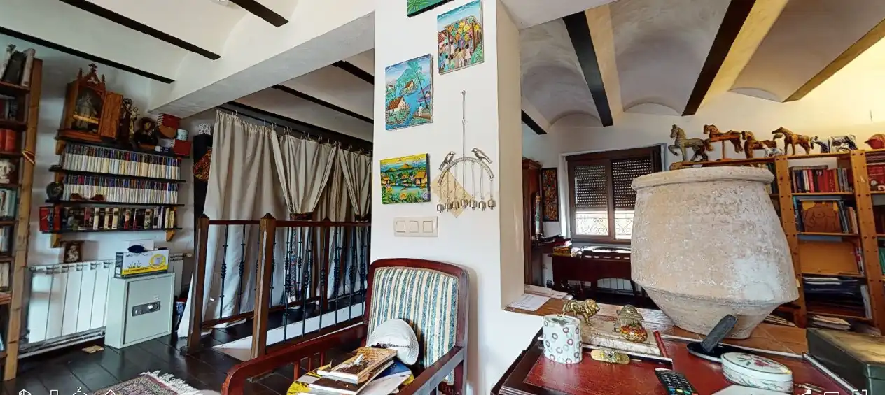Houses for sale in Piedrabuena  with Air Conditioner, Private garden and Storage room