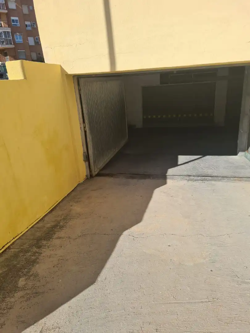 Parkplatz von Garage zum Verkauf in El Campello