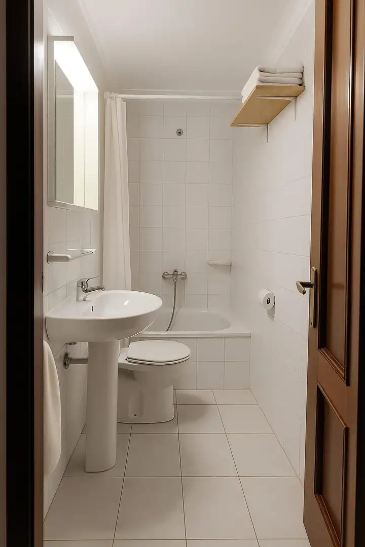 Badezimmer von Wohnung zum Verkauf in Torremolinos mit Privatgarten, Terrasse und Gemeinschaftspool