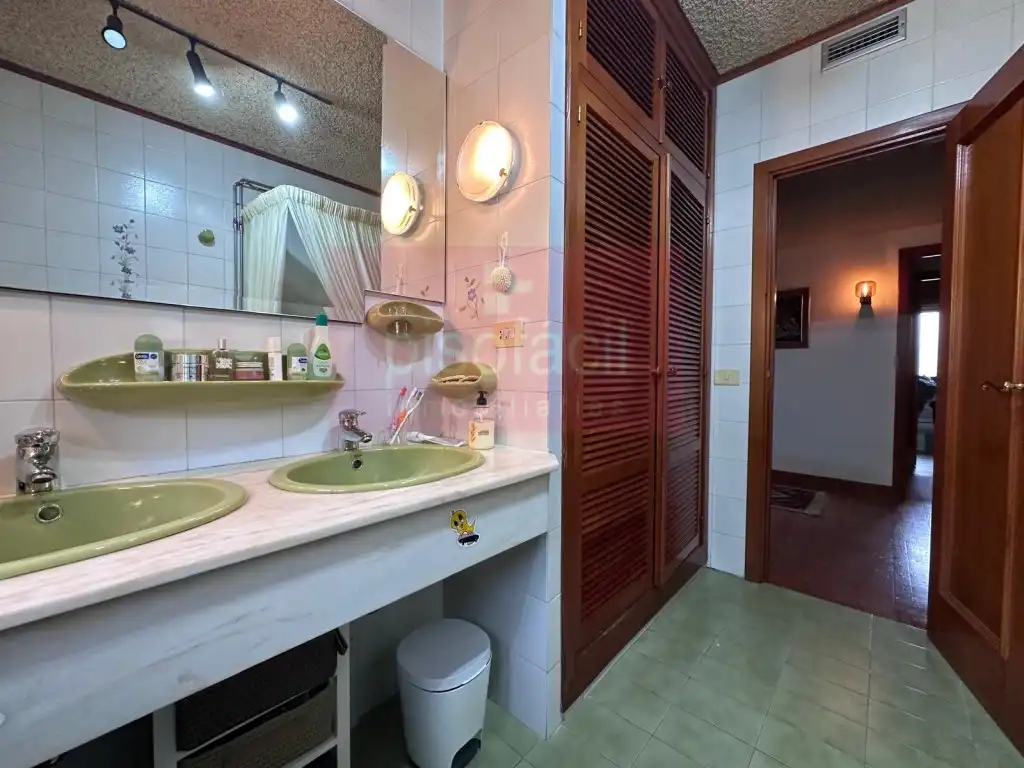 Bany de Casa o xalet en venda en Lugo