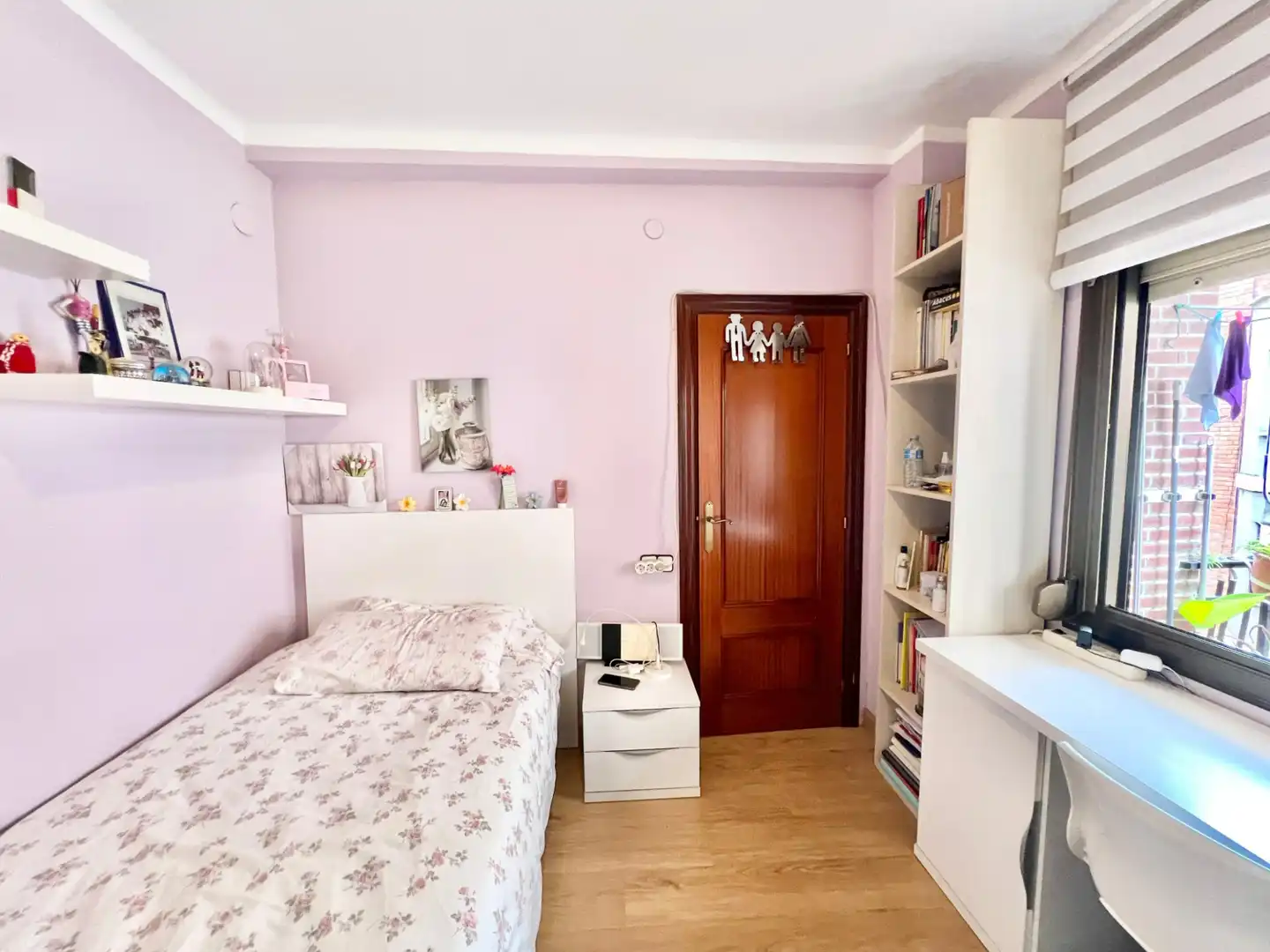 Schlafzimmer von Wohnung zum Verkauf in L'Hospitalet de Llobregat mit Möbliert und Balkon