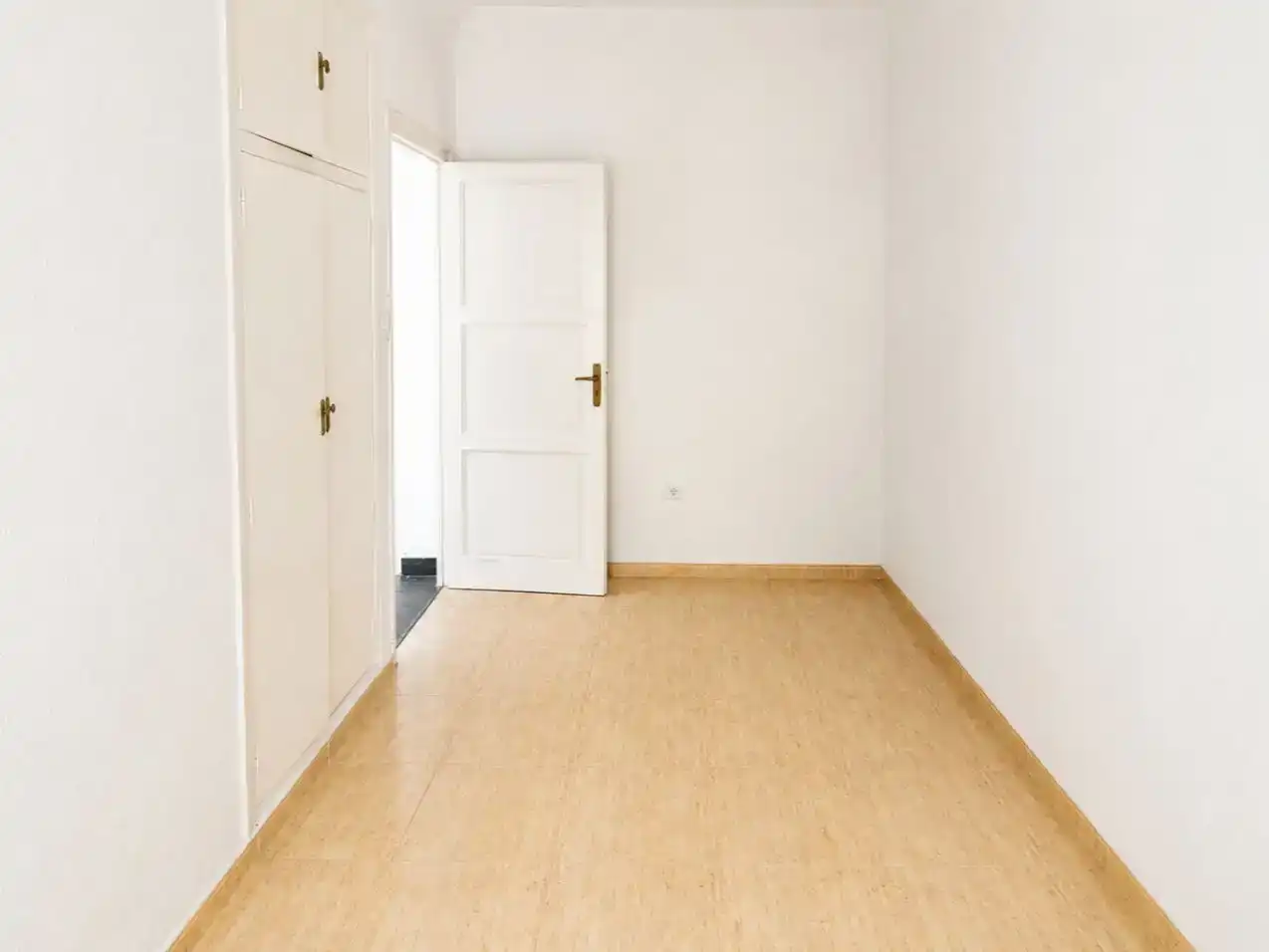 Bedroom of Houses for sale in Puertollano
