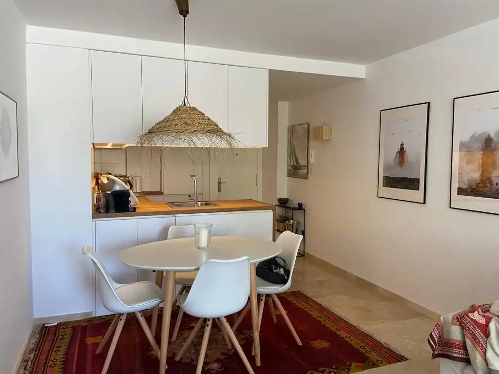Menjador de Apartament de lloguer en Andratx amb Moblat, Balcó i Piscina comunitària