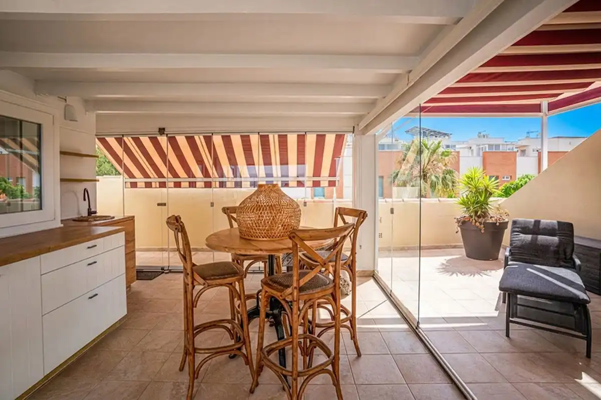 Terraza de Piso en venta en Vélez-Málaga con Aire acondicionado, Terraza y Trastero