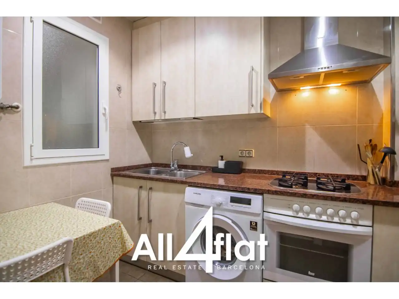 Kitchen of Flat for rent in Barcelona  with Furnished and Alarm