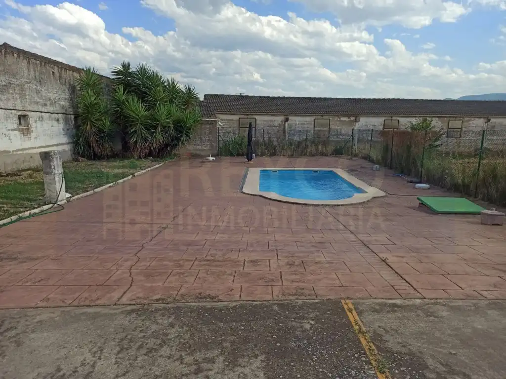 Piscina de Apartament en venda en Torrecilla Sobre Alesanco amb Balcó