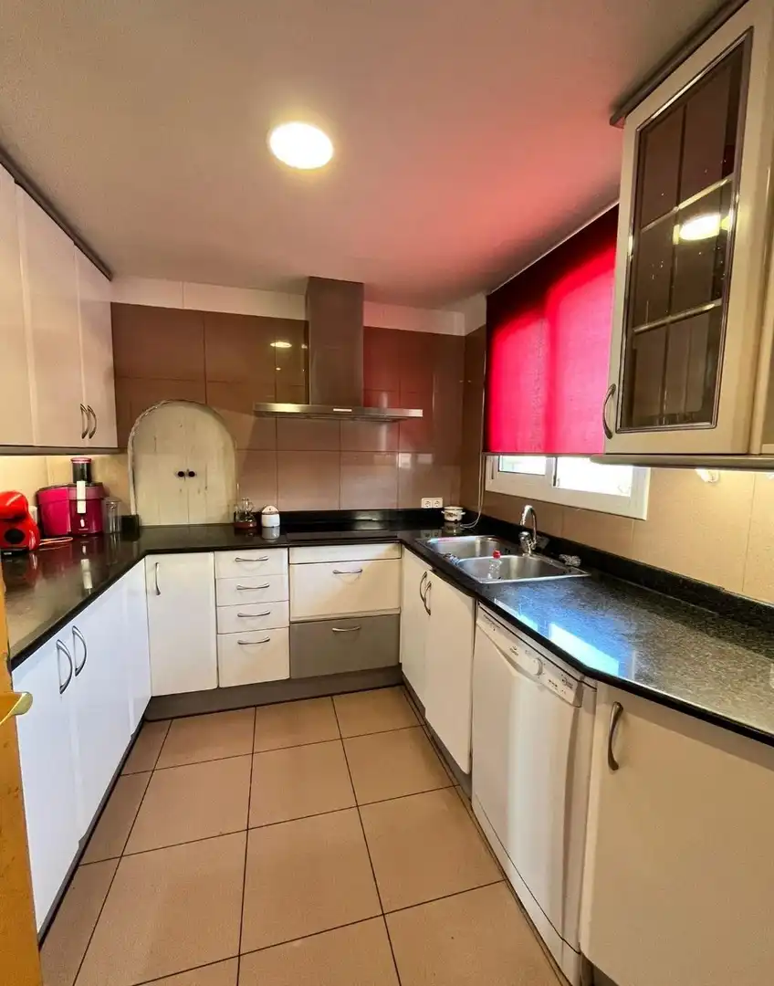 Casa con piscina in vendita a Avenida AVENC DE L', imagen 17