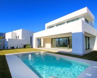 Exterior view of House or chalet for sale in Marbella  with Air Conditioner, Terrace and Swimming Pool