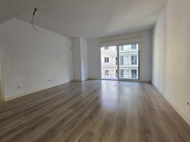Piso con balcón en venta en Carrer de Roman Macaya 26