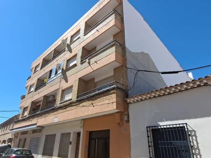 Exterior view of Flat for sale in Socuéllamos  with Balcony