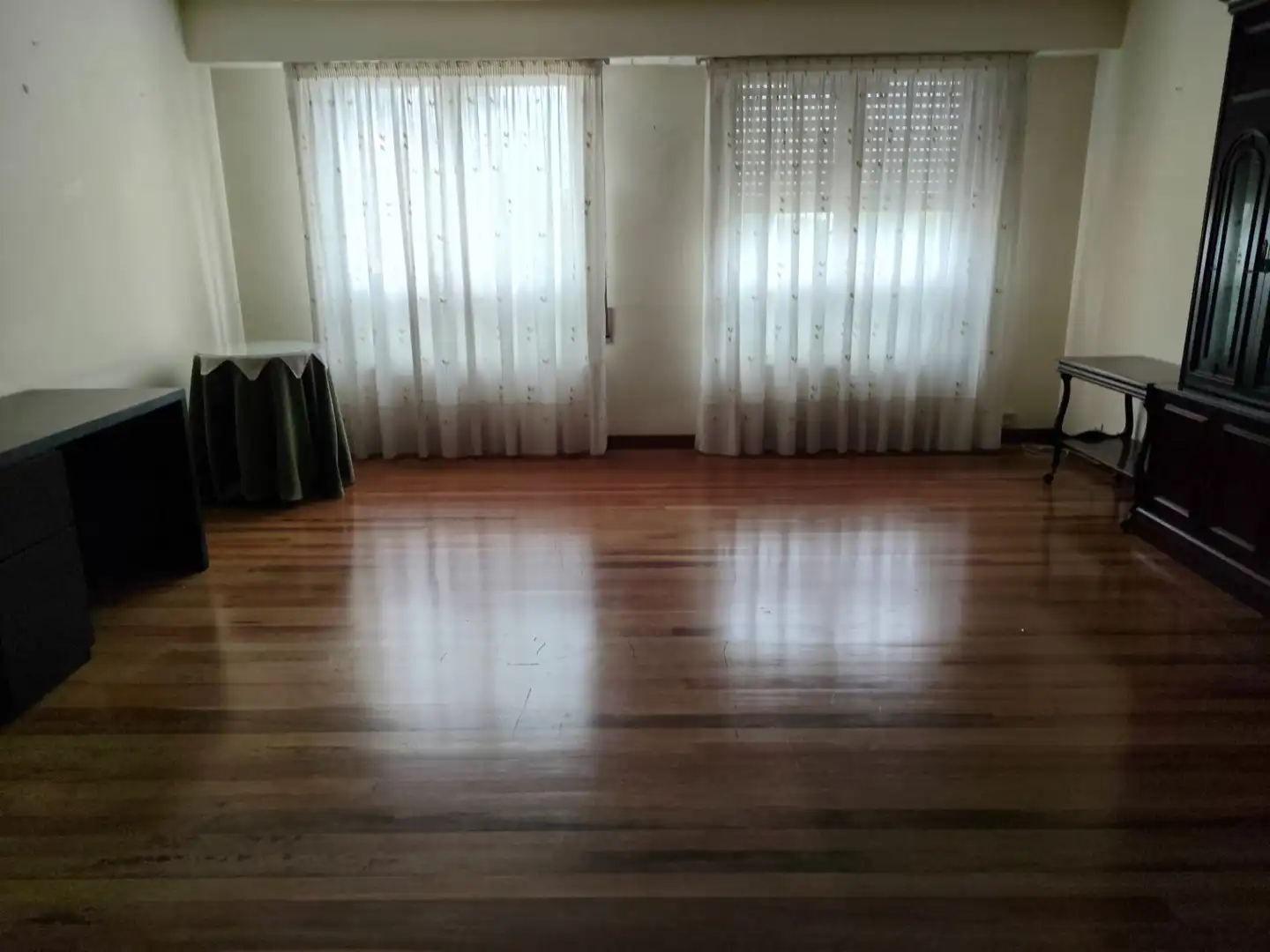 Comedor de Piso en venta en Irun  con Calefacción, Parquet y Trastero