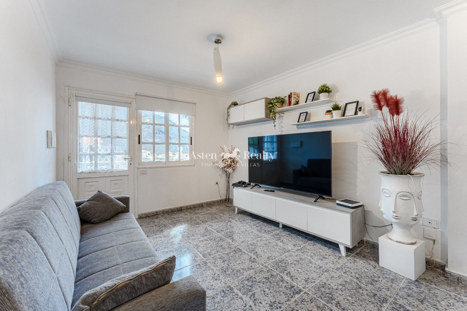 Sala d'estar de Pis en venda en Santiago del Teide amb Terrassa, Traster i Moblat