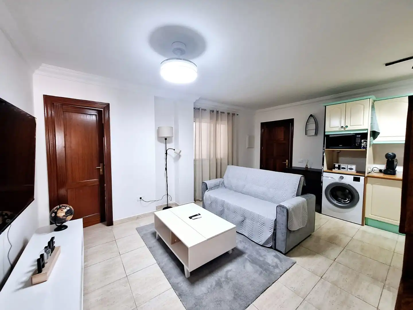 Wohnzimmer von Wohnungen zur Miete in Las Palmas de Gran Canaria mit Möbliert, Waschmaschine und Mikrowelle