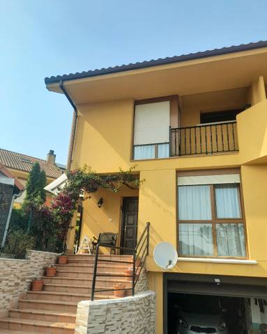 Casa adosada en Venta en Calle Rotizas, 1 en Penagos