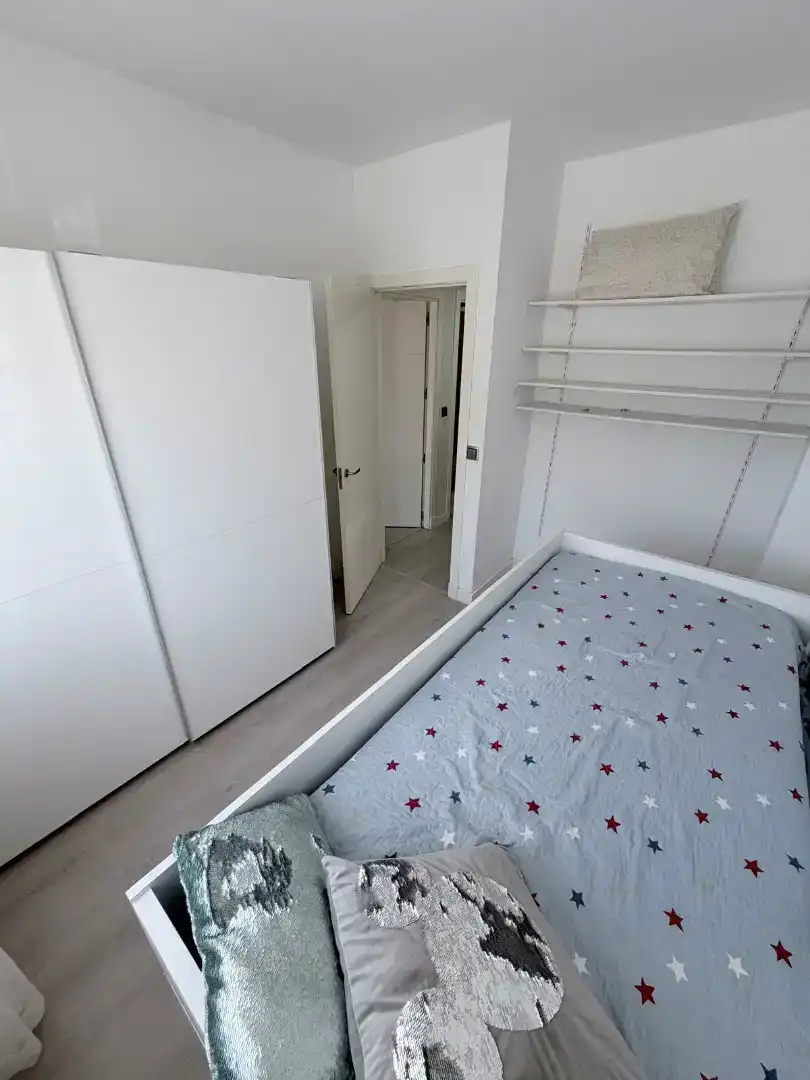 Dormitori de Pis en venda en La Línea de la Concepción amb Aire condicionat, Piscina i Balcó