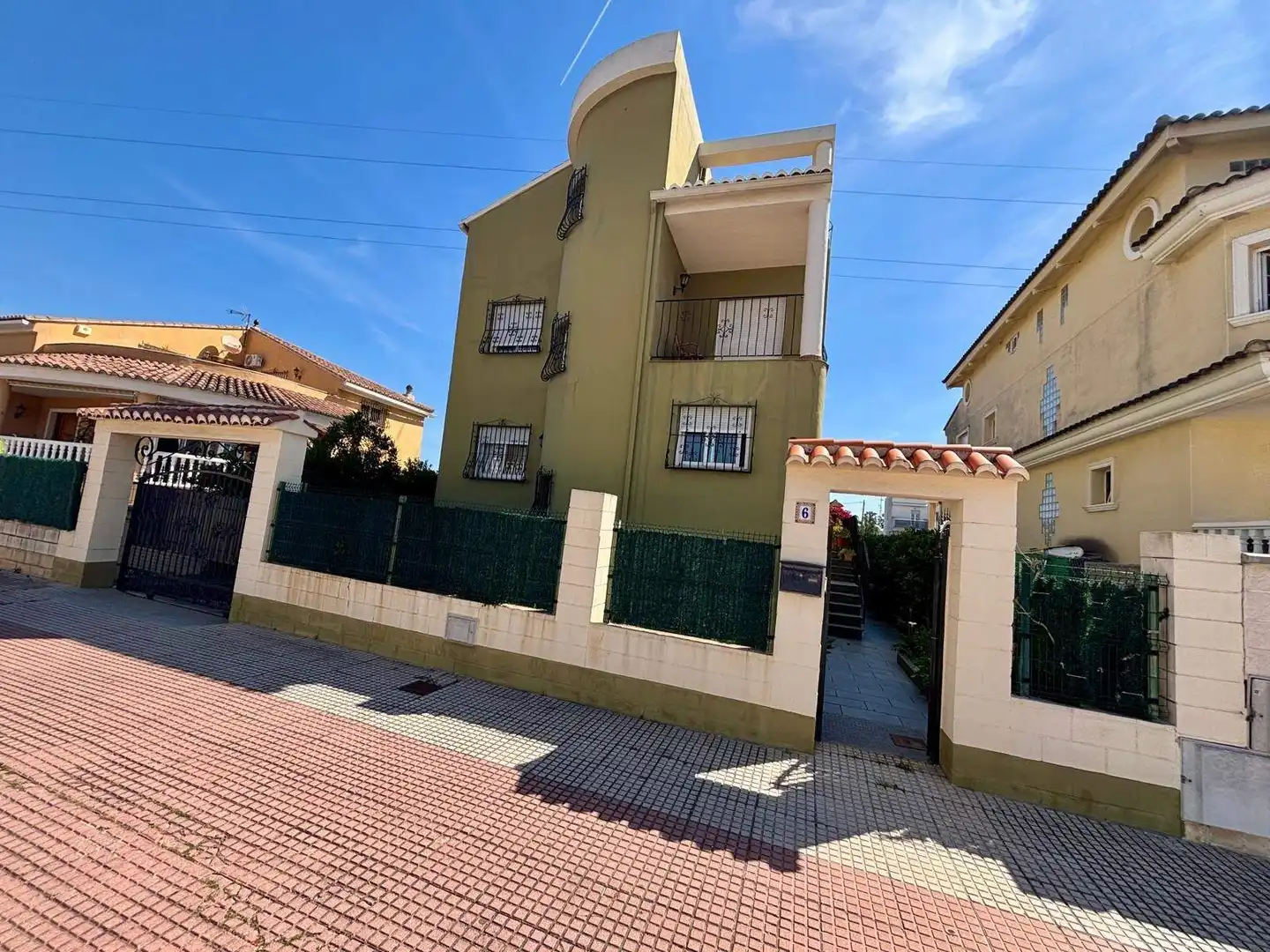 Exterior view of Houses for sale in Daimús  with Private garden, Terrace and Storage room