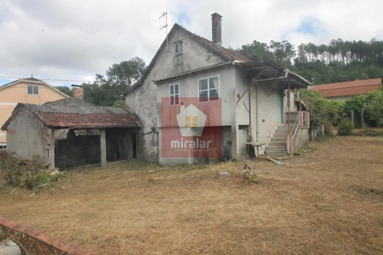 Casa o chalet en venta en Ponteareas con Calefacción y Jardín privado