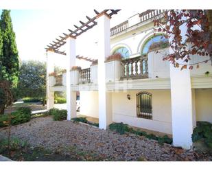 Garden of Premises to rent in Tona