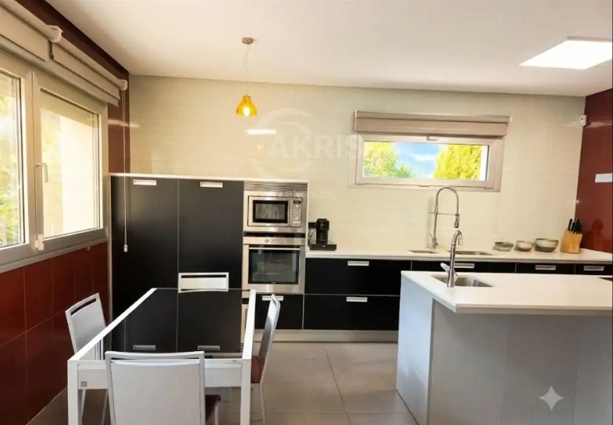 Casa amb piscina en venda a Calle Monasterio Santa María la Real, imagen 39