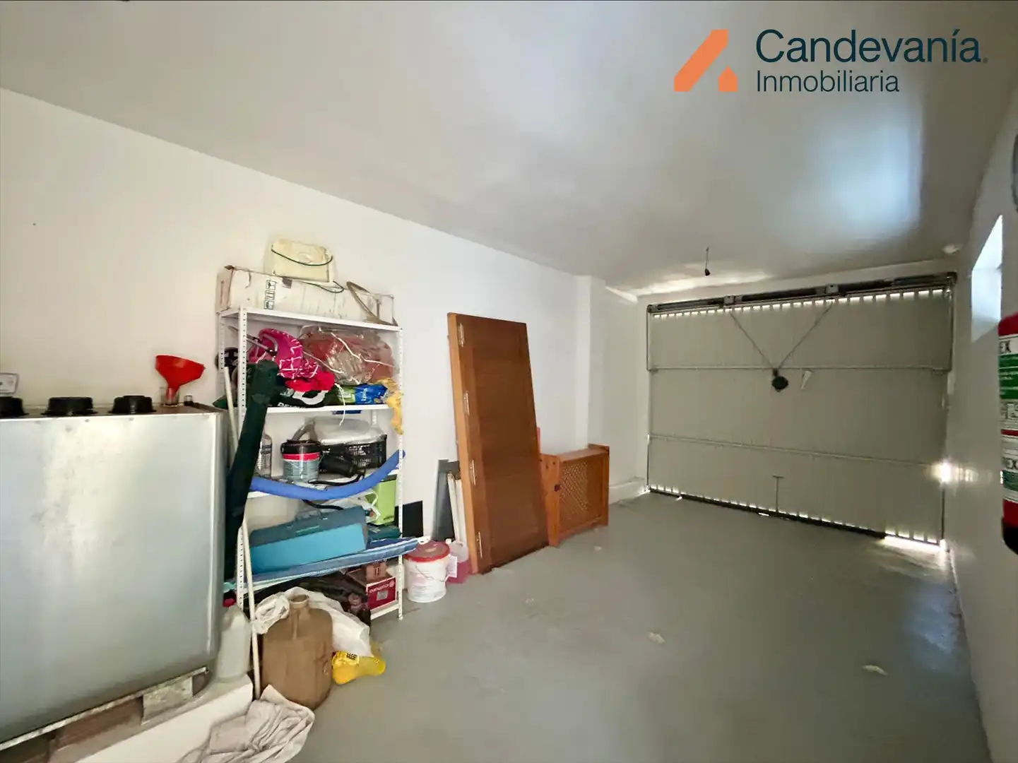 Casa adosada en venda en San Mateo de Gállego amb Aire condicionat, Calefacció i Jardí privat
