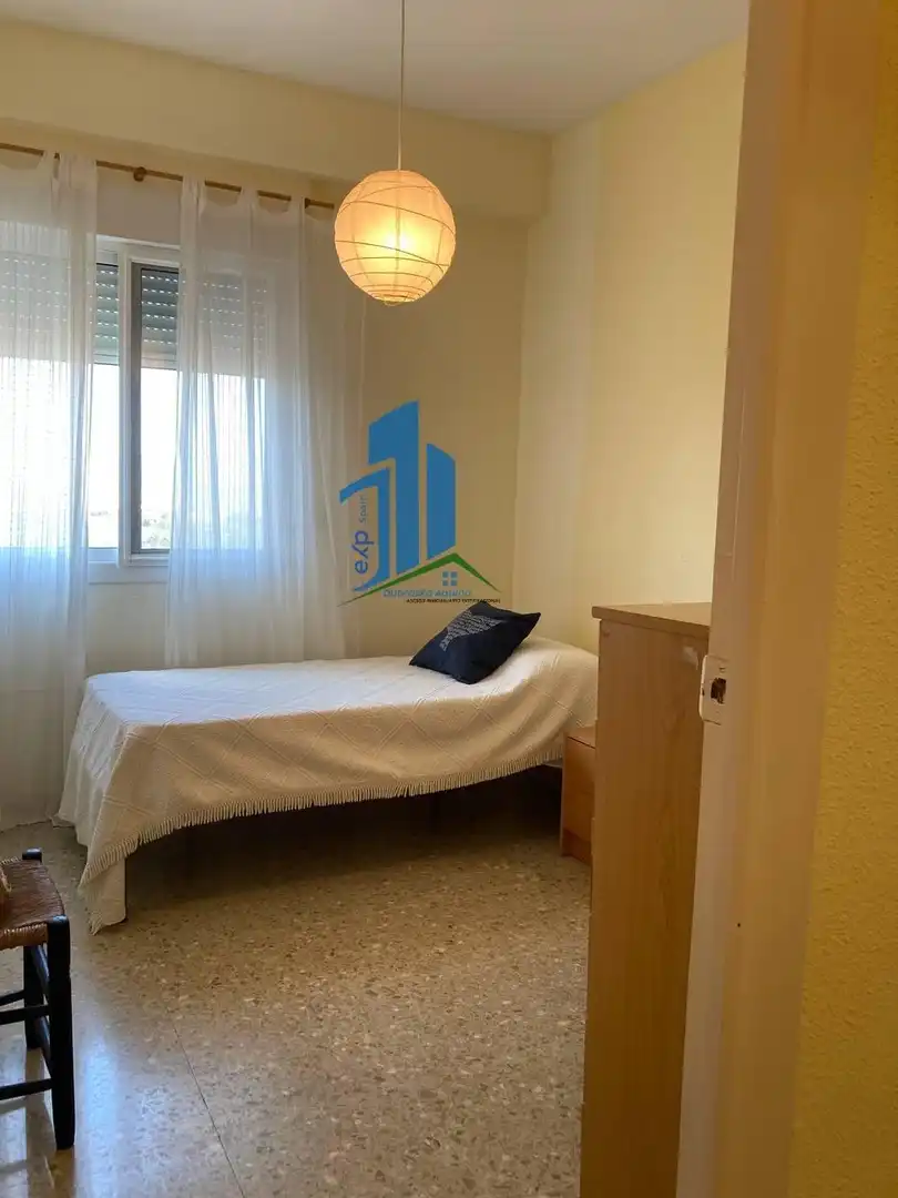 Habitación de Piso en venta en Sueca con Terraza, Trastero y Piscina comunitaria