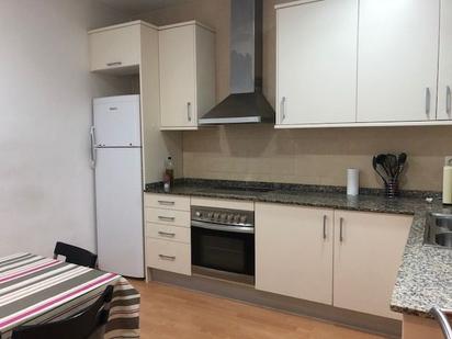 Kitchen of Flat to rent in Girona Capital  with Heating and Furnished