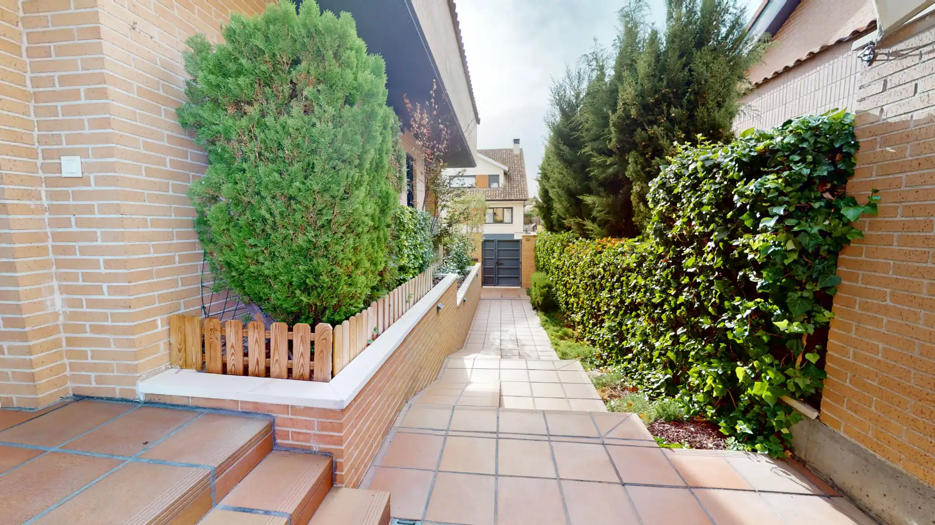Doppelhaushälfte mit Garten zum Verkauf in Calle Ecuador, imagen 26