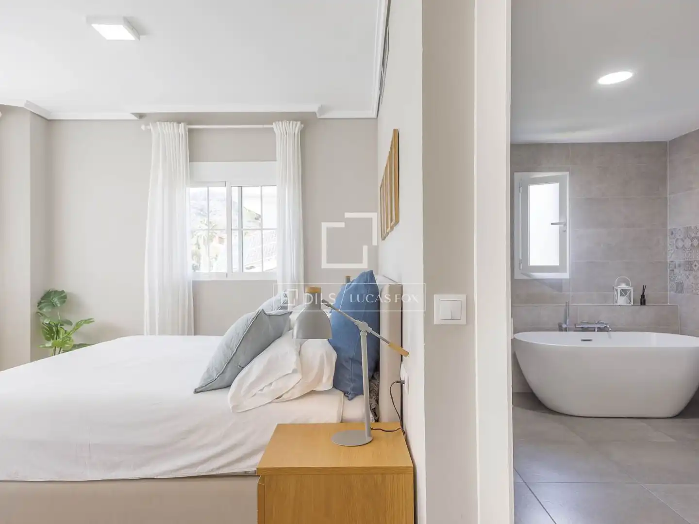 Dormitori de Casa o xalet en venda en Puçol amb Aire condicionat, Jardí privat i Parquet