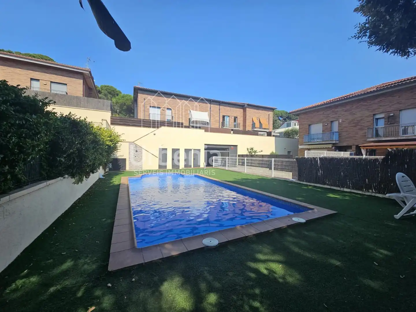 Swimming pool of Houses for sale in Canet de Mar  with Air Conditioner, Heating and Terrace