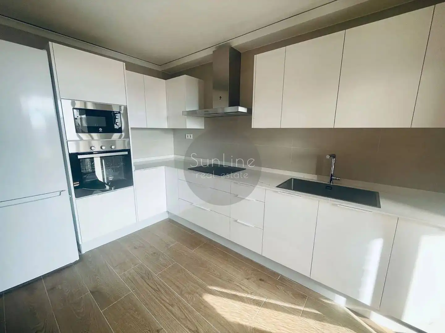 Kitchen of Flat for rent in Valencia  with Balcony and Pets allowed