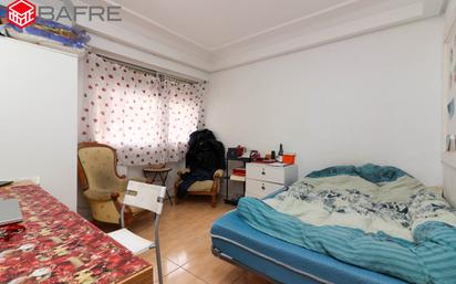 Bedroom of Flat for sale in Parla