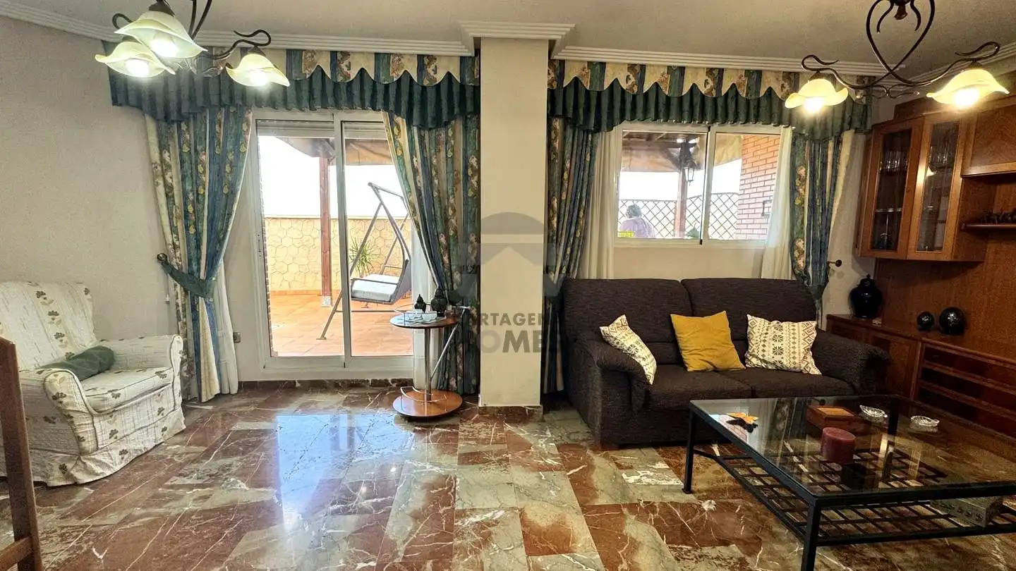 Vista exterior de Ático en venta en Cartagena con Aire acondicionado, Terraza y Amueblado
