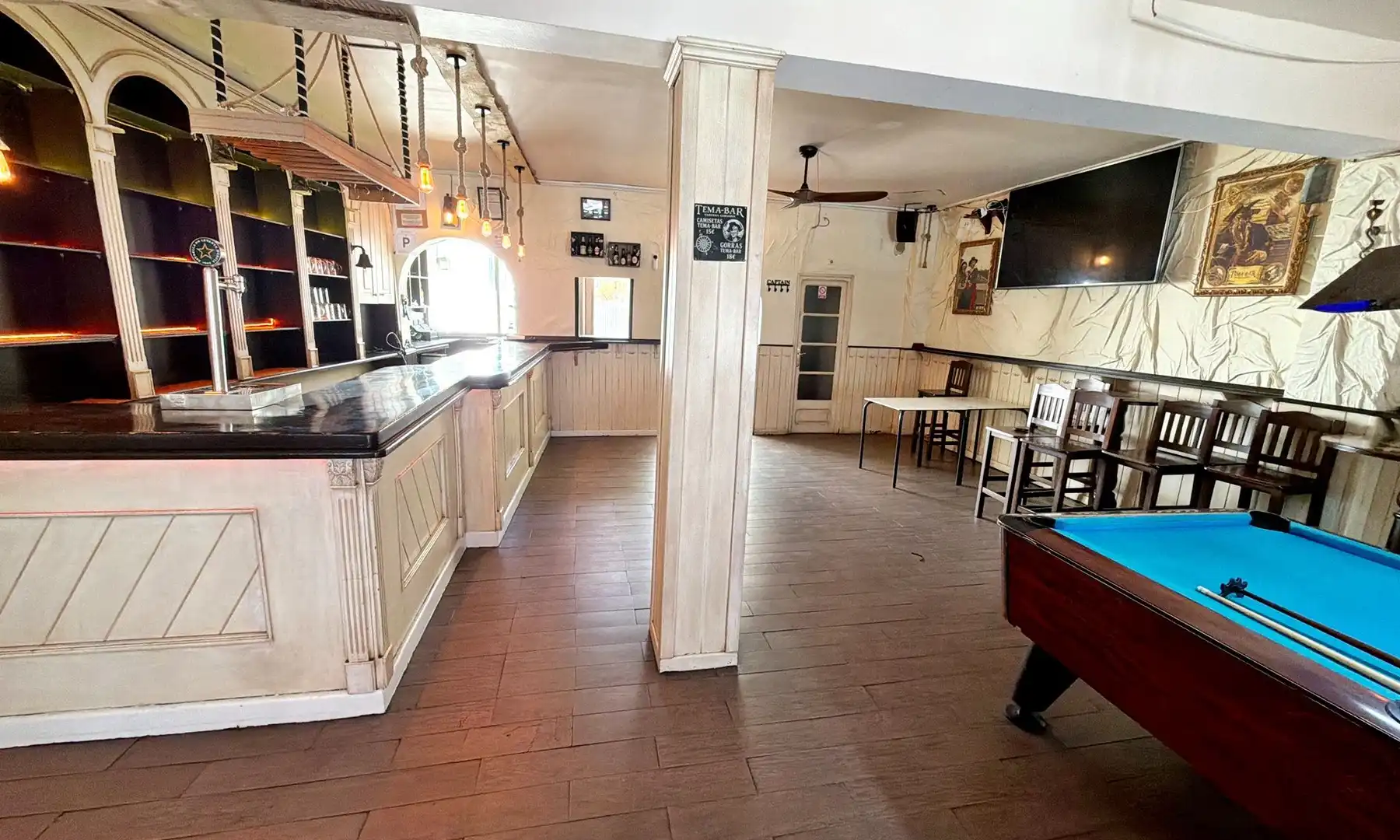 Commercial properties for sale in Dénia  with Air Conditioner