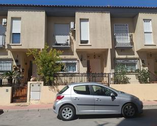 Vista exterior de Casa adosada en venda en Las Torres de Cotillas amb Piscina comunitària