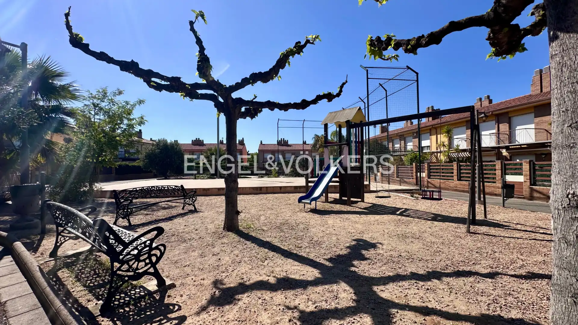 Adosado con terraza en venta en Carrer Berna 35, imagen 42