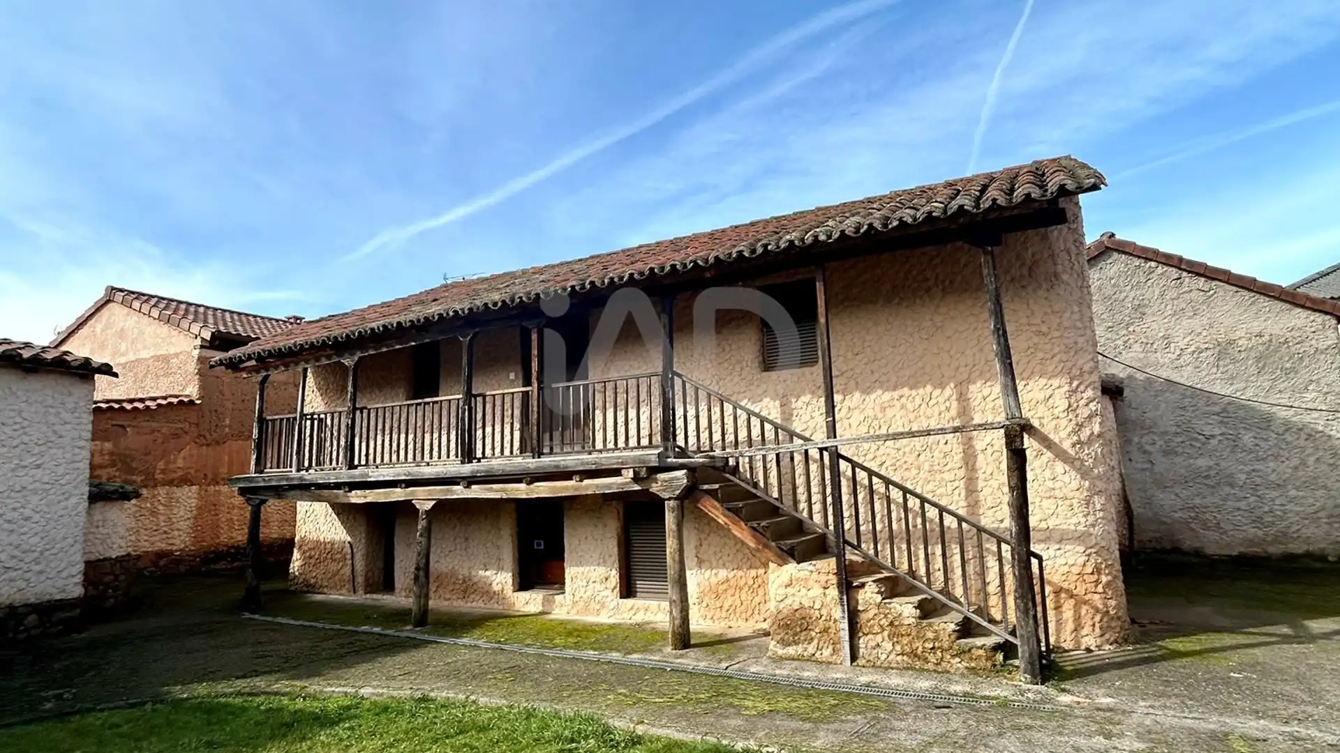 Vista exterior de Edificio en venta en Rioseco de Tapia