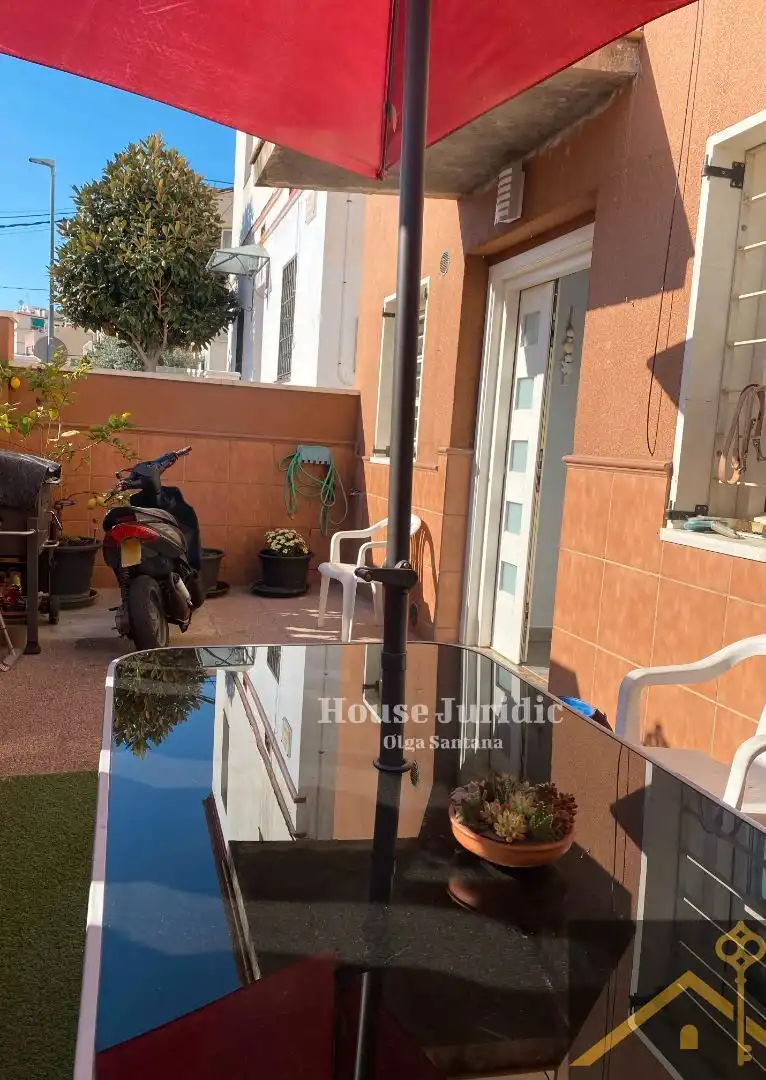 Terraza de Casa adosada en venta en Mataró con Aire acondicionado y Calefacción