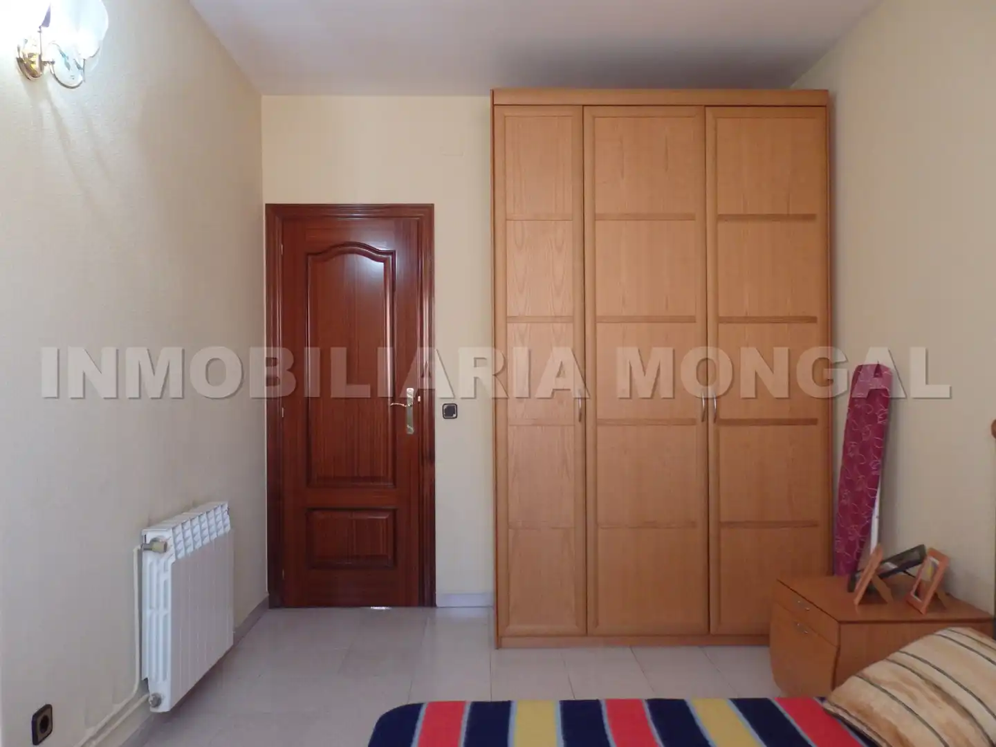 Casa a schiera con terrazza in vendita a Carrer de l'Abat Escarré, imagen 34
