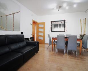 Living room of Flat for sale in Sabadell  with Air Conditioner and Balcony