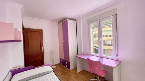 Foto 3 de Piso de alquiler en Calle Calle Maestro Pedro Fernández Estévez, Pajaritos, Granada Capital