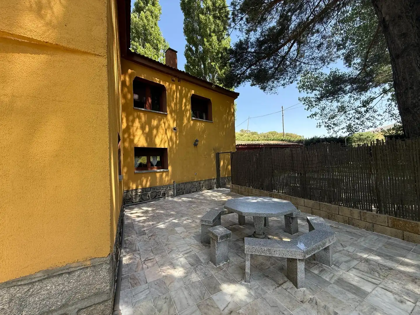 Terrassa de Casa o xalet en venda en Cepeda la Mora amb Calefacció, Jardí privat i Traster