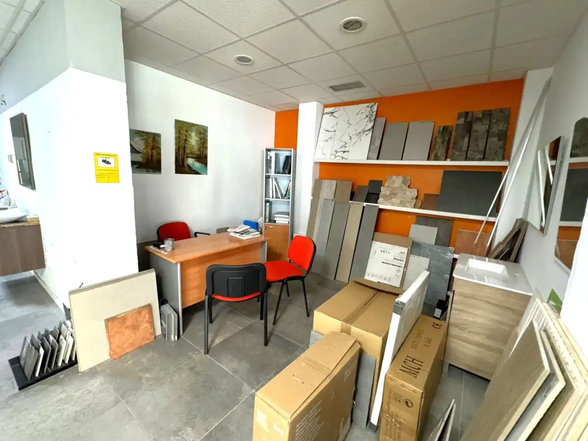Local comercial de lloguer a Valdepeñas, imagen 6
