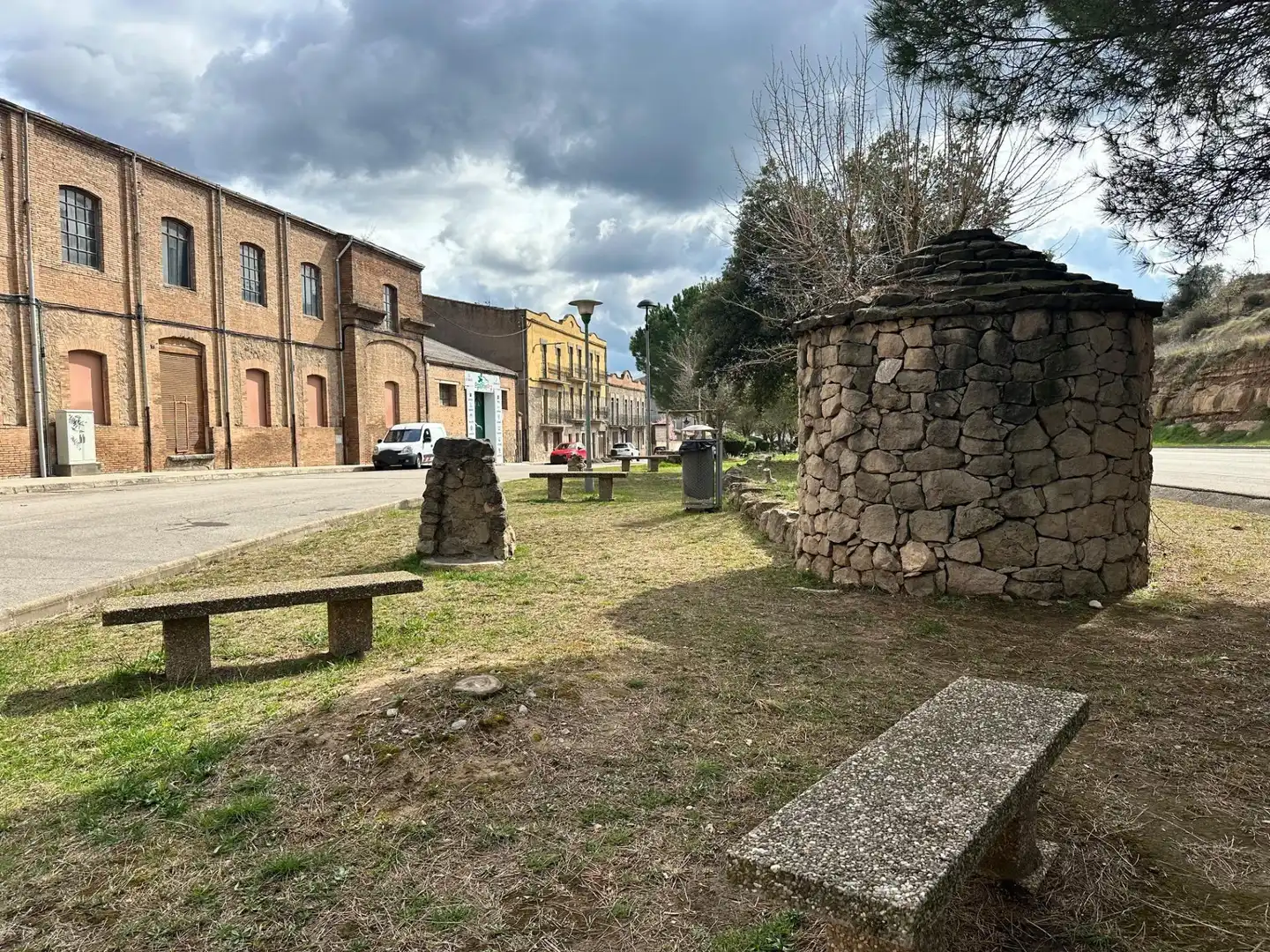 Vista exterior de Local de alquiler en Puig-reig