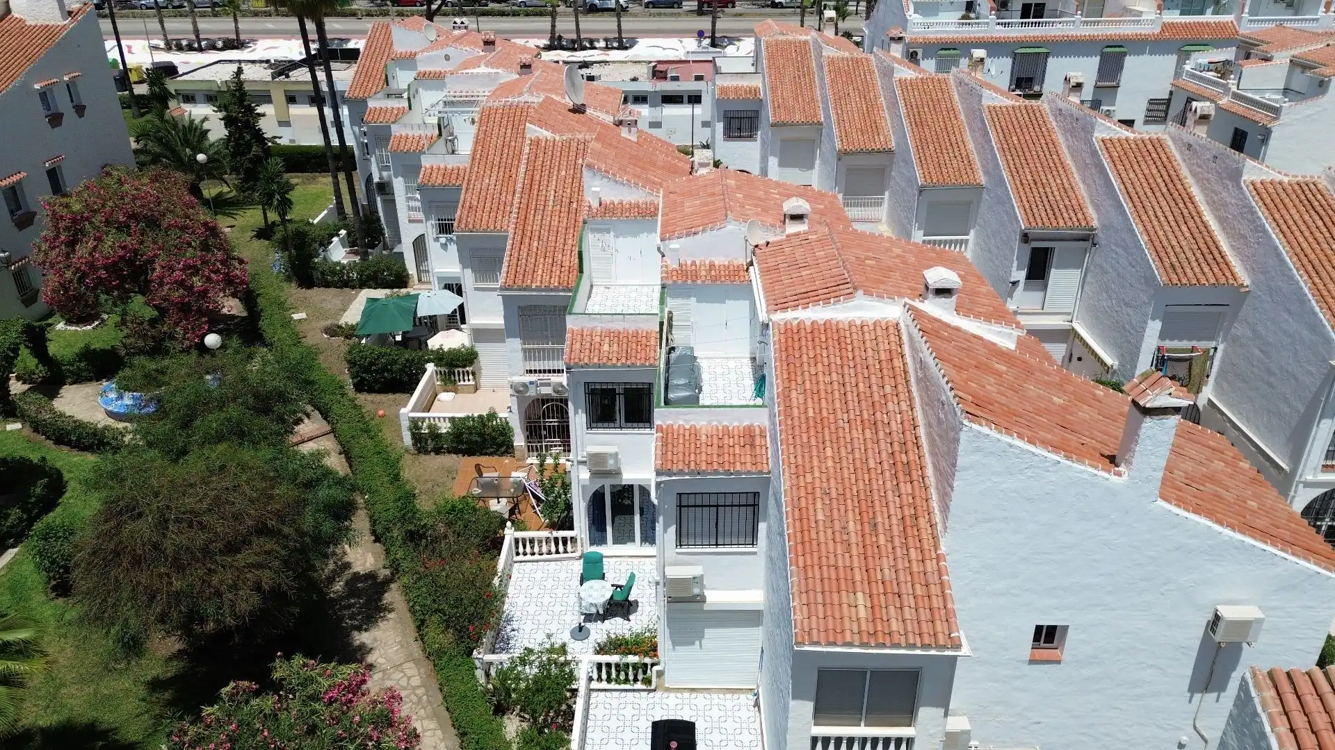 Casa a schiera con piscina in vendita a PUEBLO ANDALUZ, imagen 17