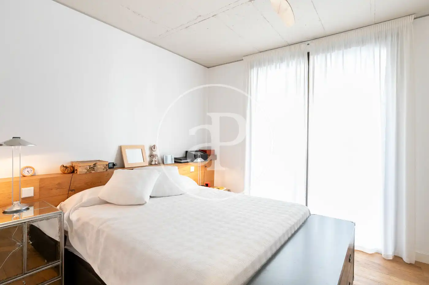 Bedroom of Detached homes for sale in Barcelona  with Air Conditioner, Heating and Private garden