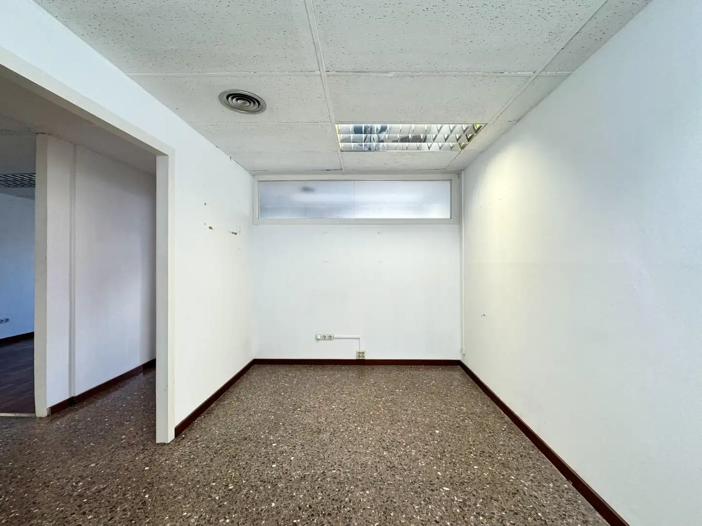 Bureau avec ascenseur à louer à de la Diputació, imagen 30