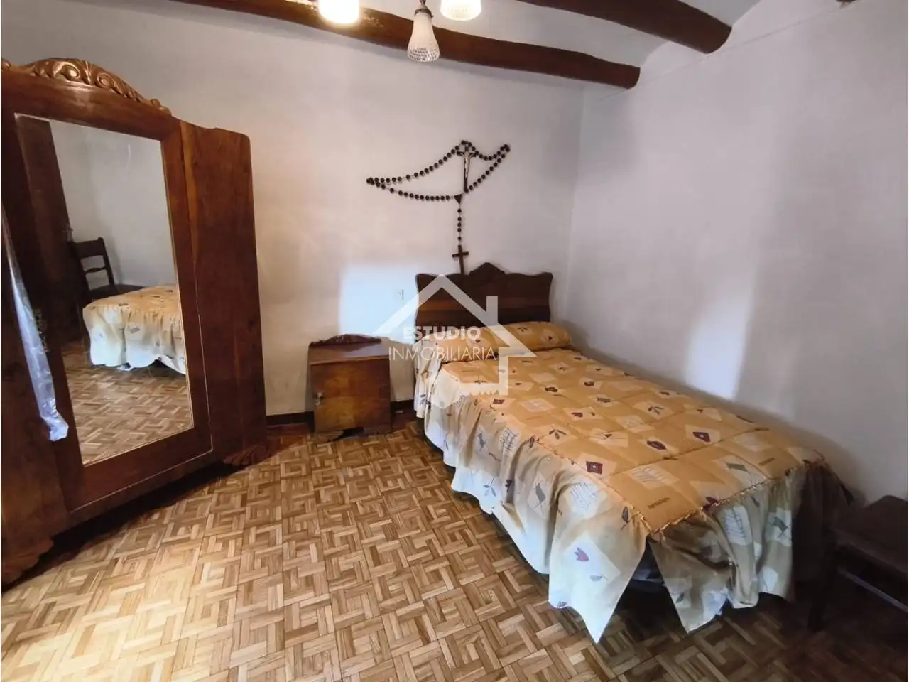 Habitación de Casa o chalet en venta en Torres del Río con Calefacción y Amueblado