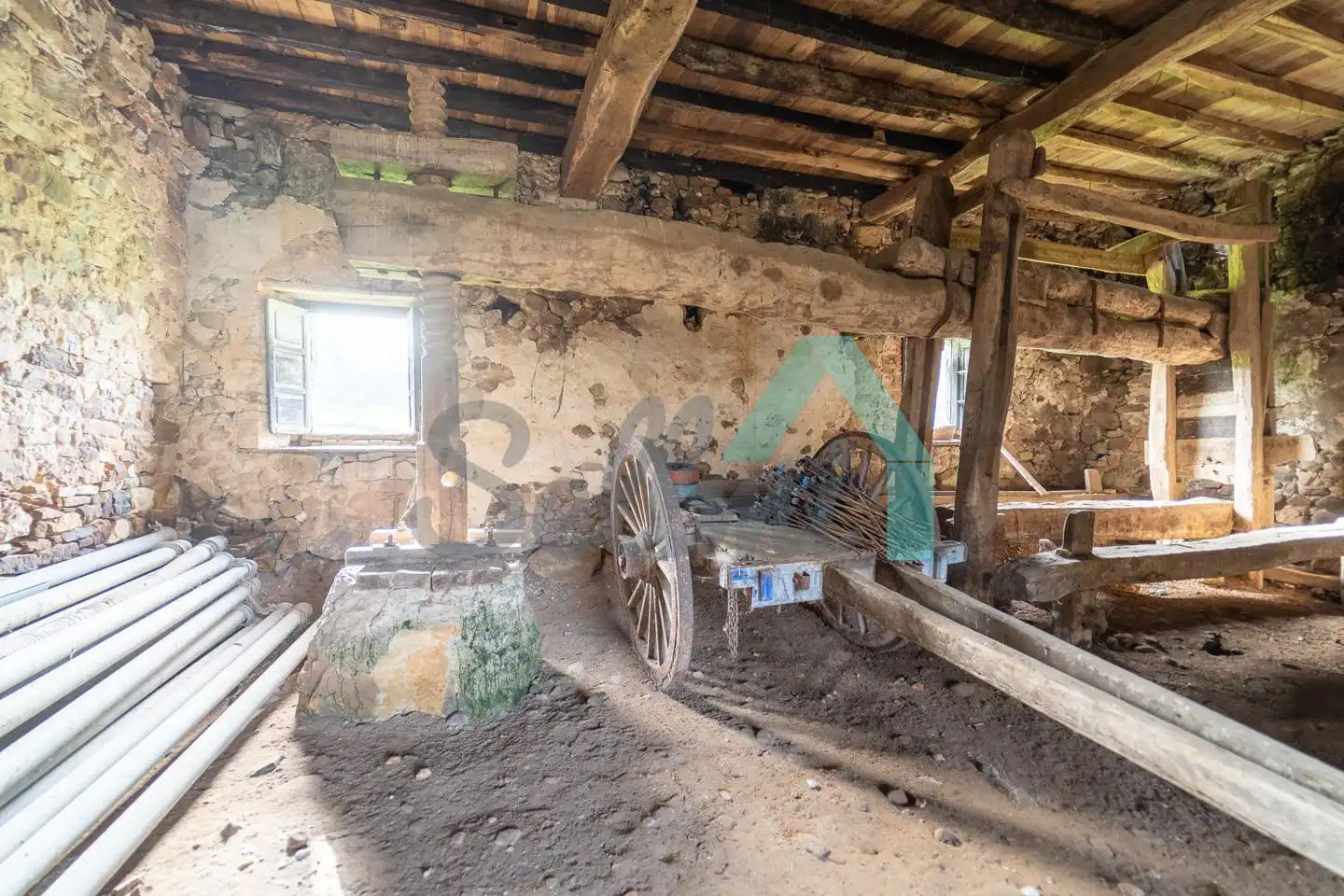 Casa o xalet en venda a Llamas, Salas